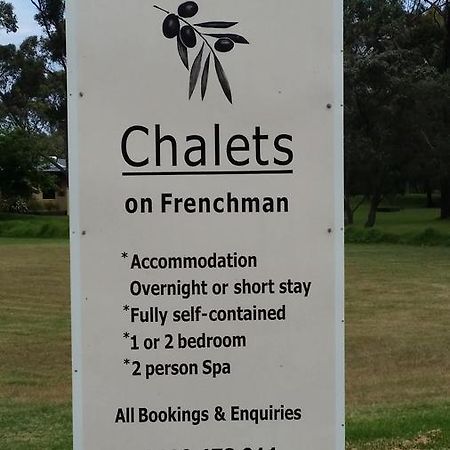 אולבני Chalets On Frenchman מראה חיצוני תמונה