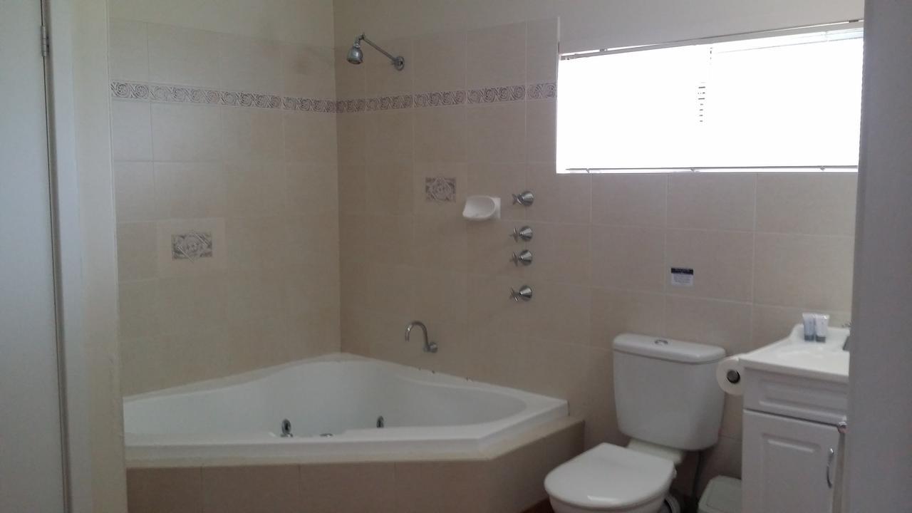 אולבני Chalets On Frenchman מראה חיצוני תמונה