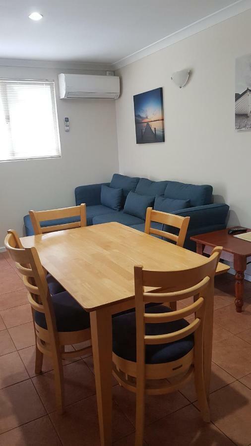 אולבני Chalets On Frenchman מראה חיצוני תמונה